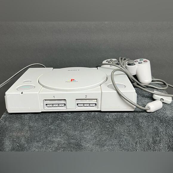 Sony PlayStation 1 SCPH-7501 Console Game System PS1 Wired Controller Bundle - Picture 1 of 9